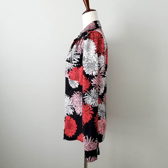 Guess Long Sleeve Button Down Black & Red Floral Print Shirt, Size Small - Picture 6 of 16